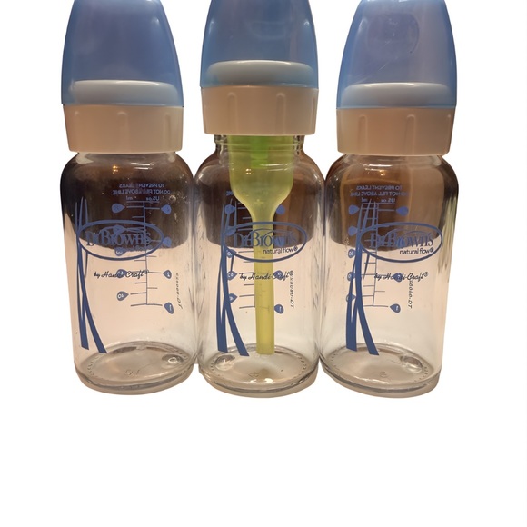 Dr. Brown’s 4oz Glass Baby Bottles (3) + Anti-Colic Vent - Picture 2 of 7